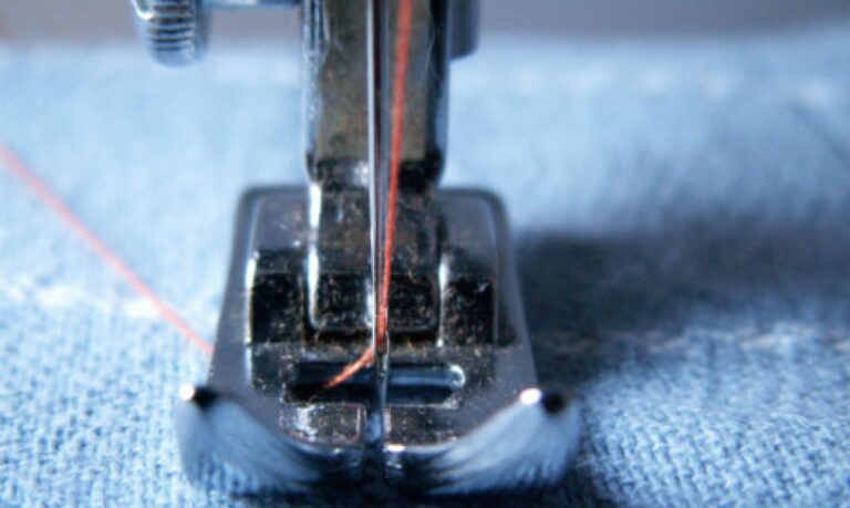embroidery machine needles